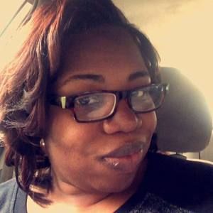 Meet your Posher, Adrienne